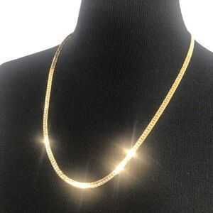 Trifari TM Trifarium Gold Tone Vintage Flat Chain Necklace
